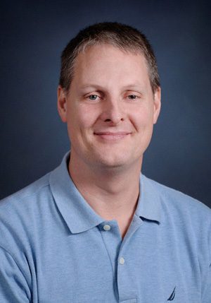Joe Kuhns headshot